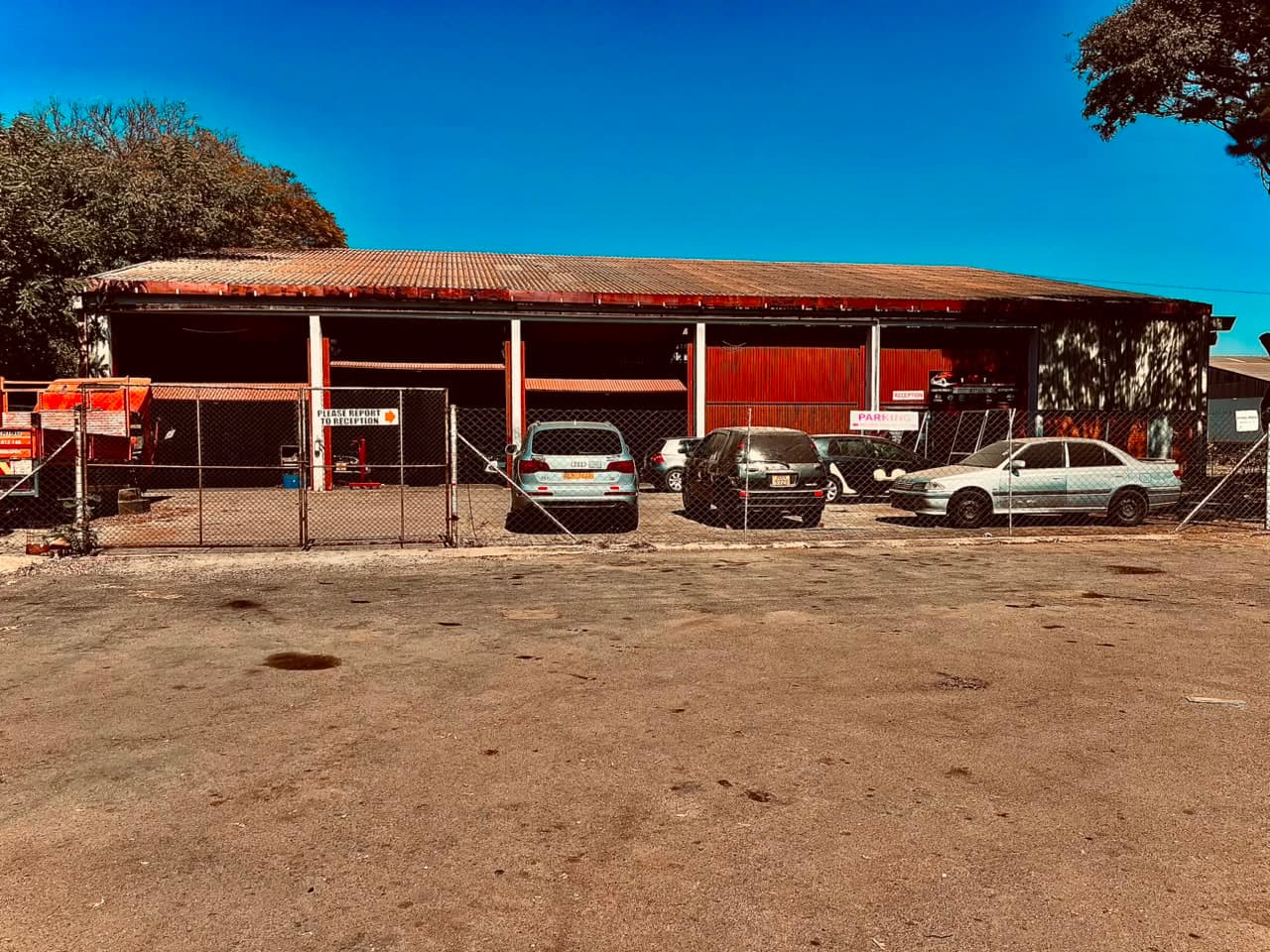 Monos VW-Audi Service & Parts vehicle workshop in Bulawayo